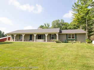4268 E Sherwood Rd, Williamston, MI 48895