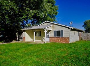 8366 Farmhill Rd, Indianapolis, IN 46231