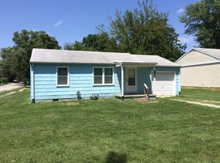 1102 Pinkston St, Grandview, MO 64030