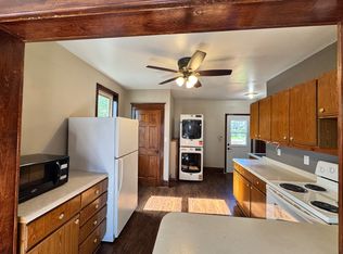 309 1/2 E 7th St, Duluth, MN 55805