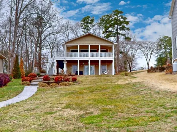 105 Sunrise Point, New London, NC 28127