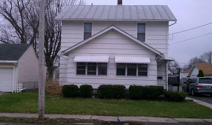 735 Ewing