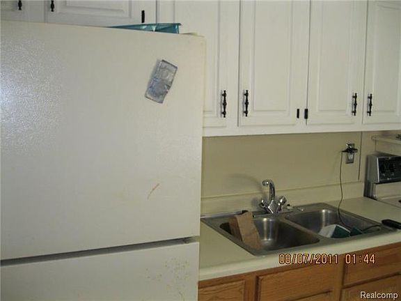 3rd image of 26210 Hickler Ln