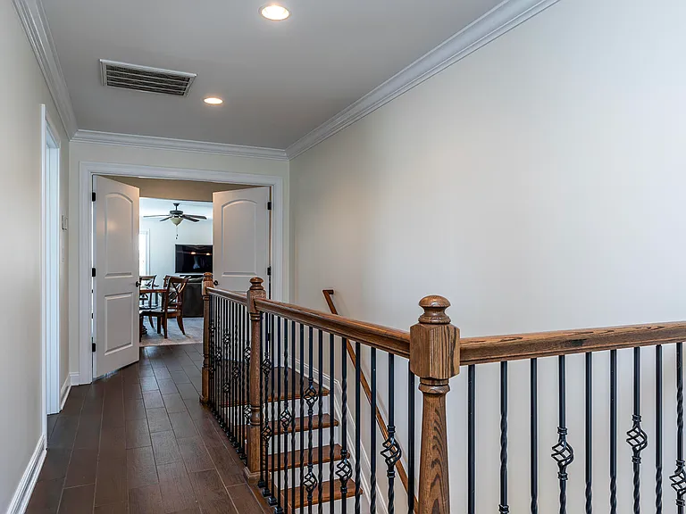 3336 Beacon St — Photo 16