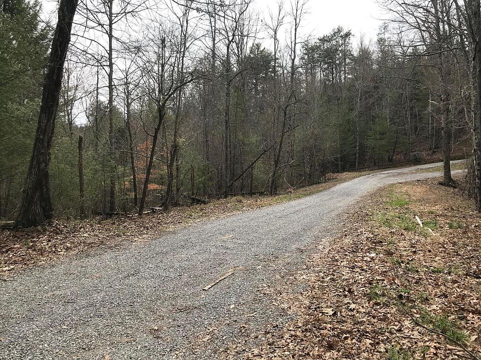 2nd image of Towee Falls Rd