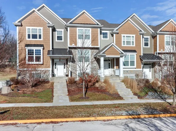 170 3rd AVENUE, Fontana, WI 53125