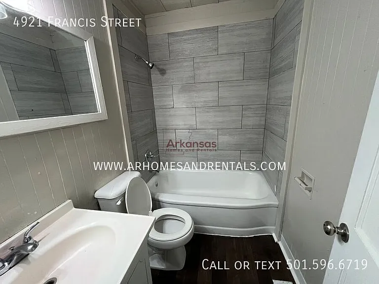 4921 Francis St — Photo 14