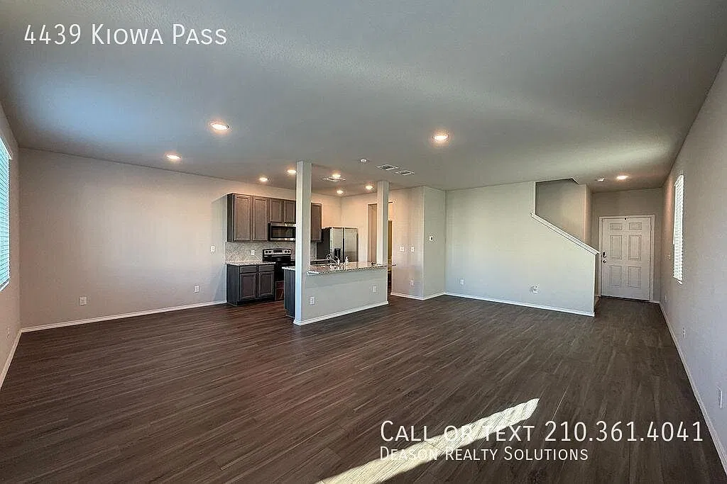 4439 Kiowa Pass — Photo 1