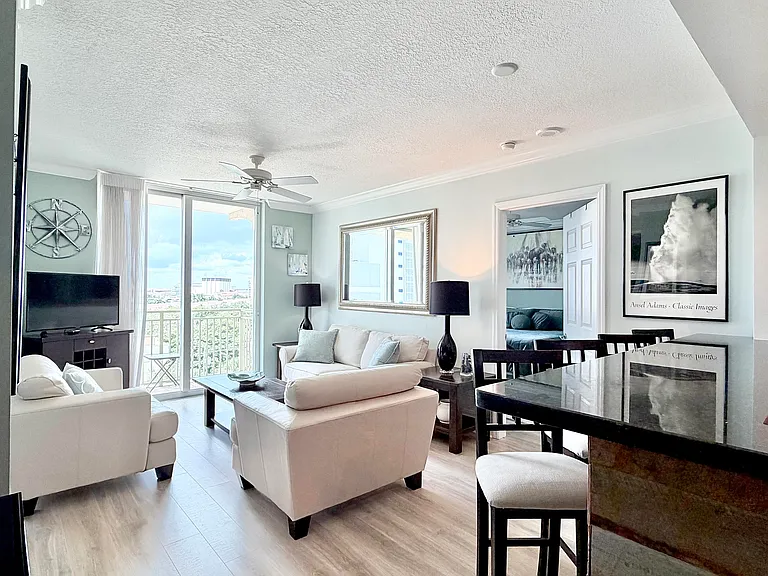 610 Clematis St #726 — Photo 6