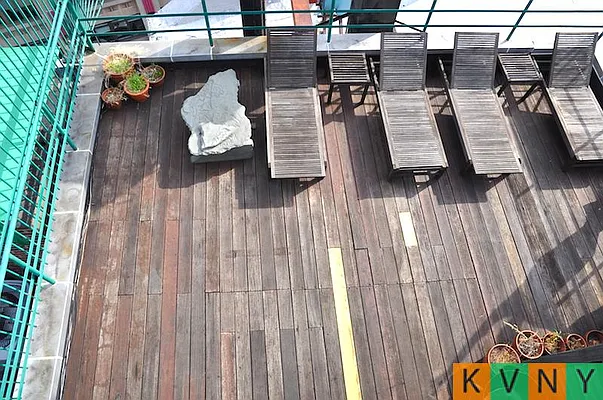 Rented by KVNY Soho | media 20