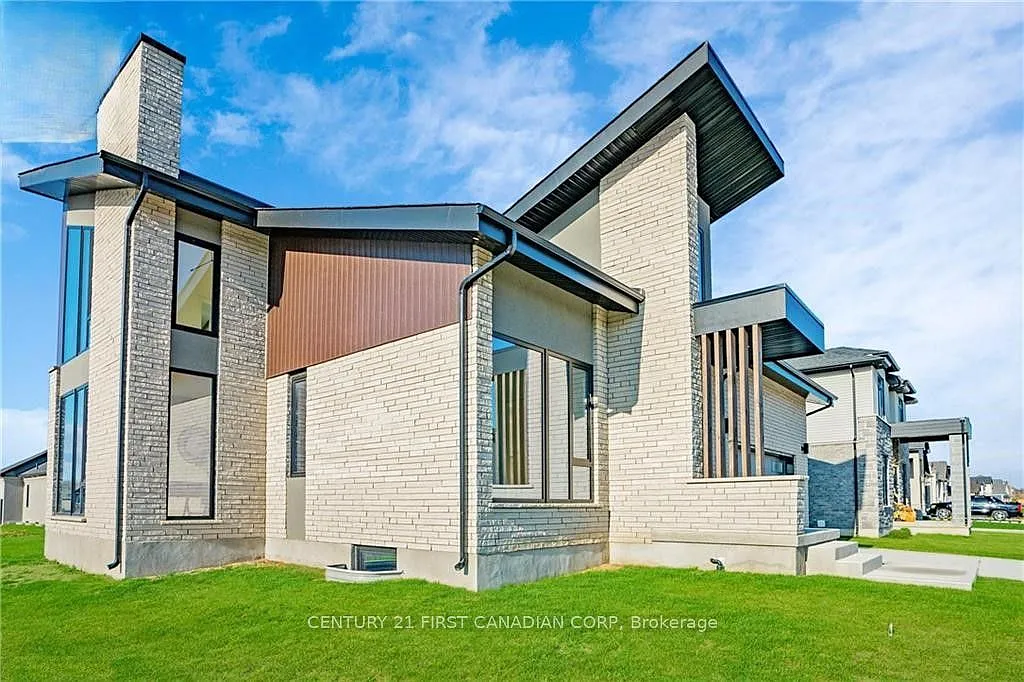 4 bed, $5,000 — Photo 2