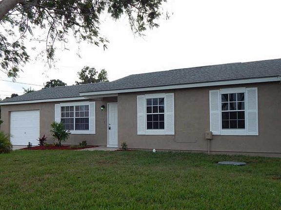 3rd image of 2871 SE East Blackwell Dr