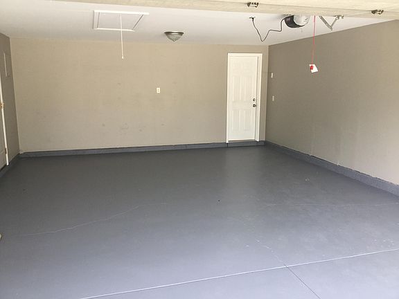 4th image of 5572 Camerford Dr