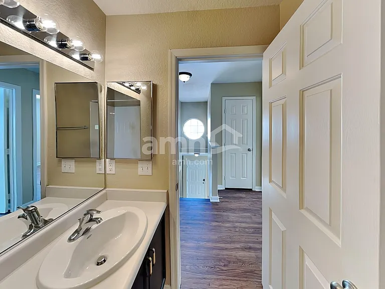 7970 Lonette Ave — Photo 18