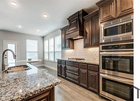 5th image of 1613 Mack Ln