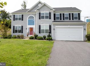 39 Woodford Dr, Fredericksburg, VA 22405
