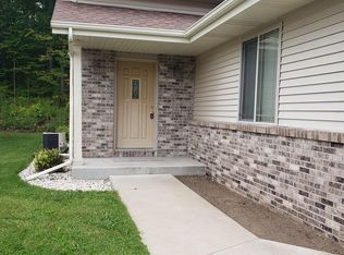 101 Nordic Way, Slinger, WI 53086