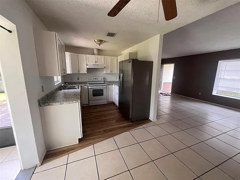 214 Bluefield Ave — Photo 15