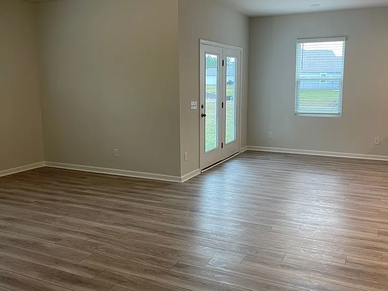 828 Longleaf Dr — Photo 16