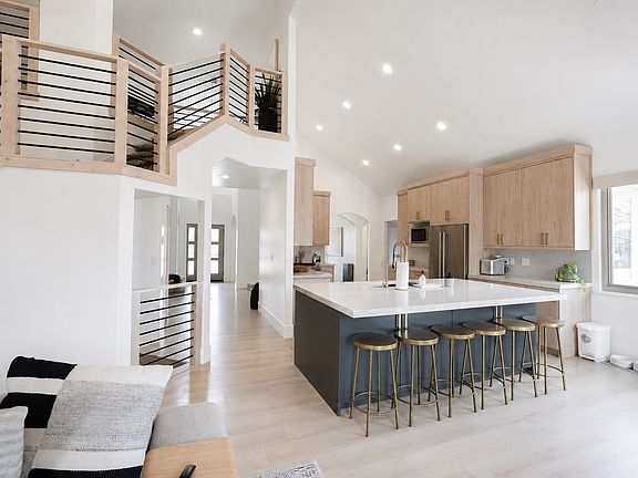 4th image of 14661 Rock Canyon Cir