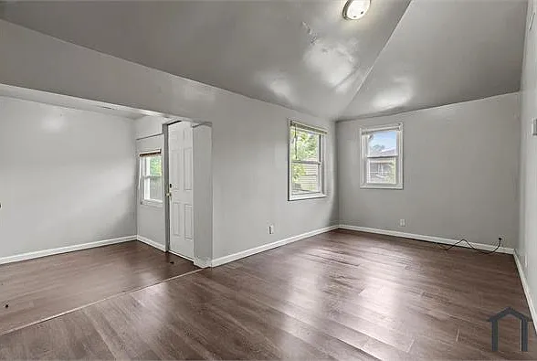 2568 W 19th Pl — Photo 14