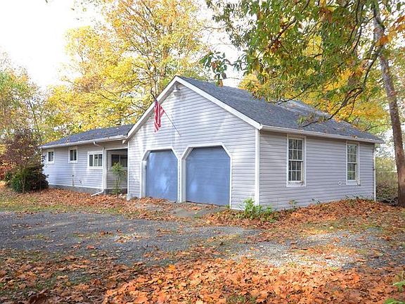 3rd image of 116 Dogwood Ln