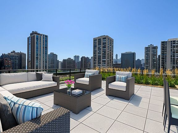 3rd image of 1550 N Clark St #1003