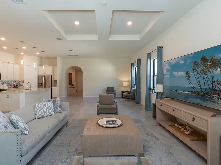 7254 Wilton Dr — Photo 5