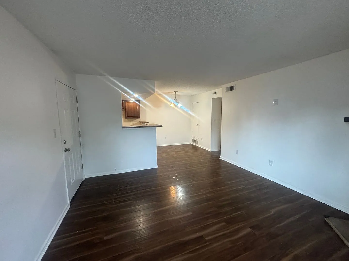 Beautiful 2 Bedroom 2 Bath Condo in DTC — Photo 4