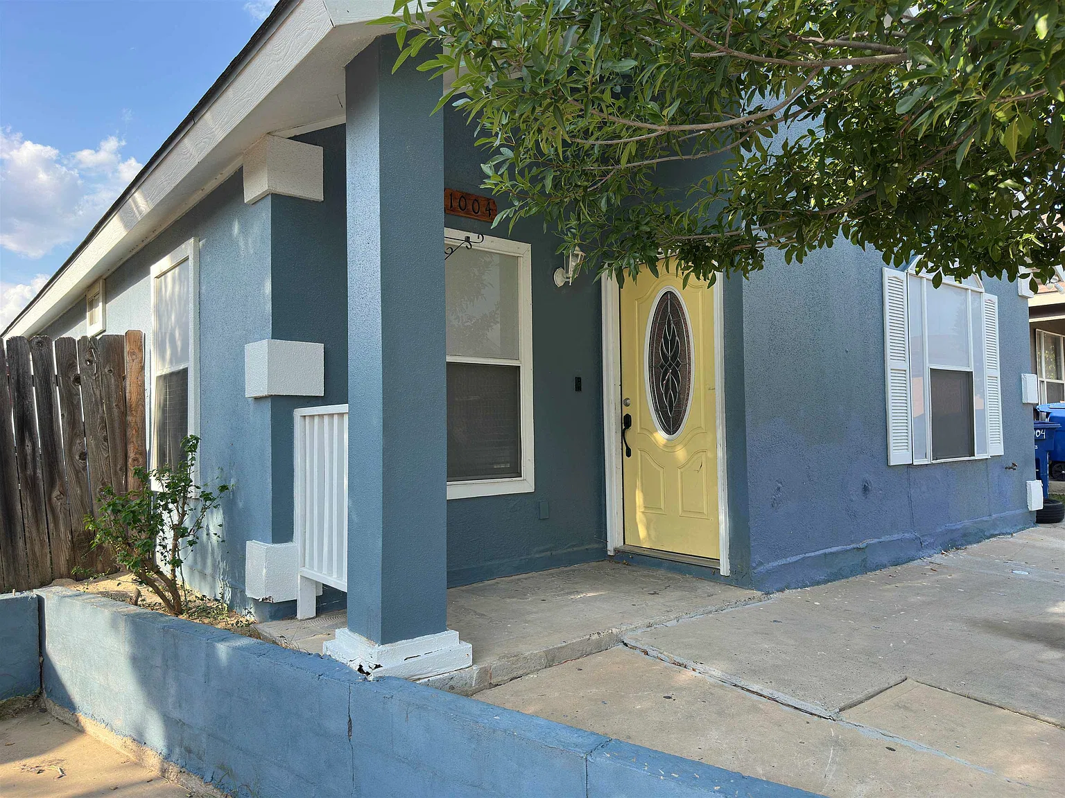 3 bed, 952 sqft, $1,550 — Photo 3