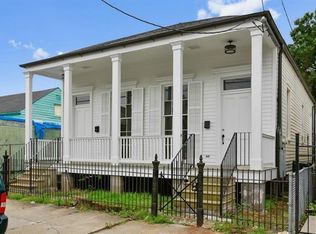 2120 Annunciation St, New Orleans, LA 70130
