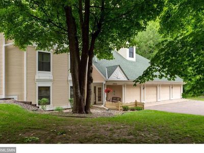 15620 26th Ave N APT A, Plymouth, MN, 55447