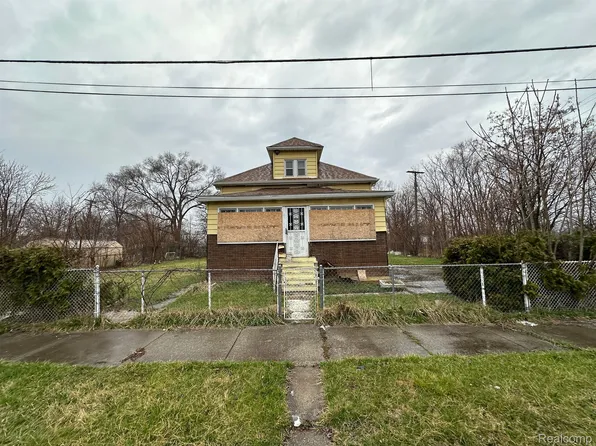 8075 Lambert St, Detroit, MI 48213