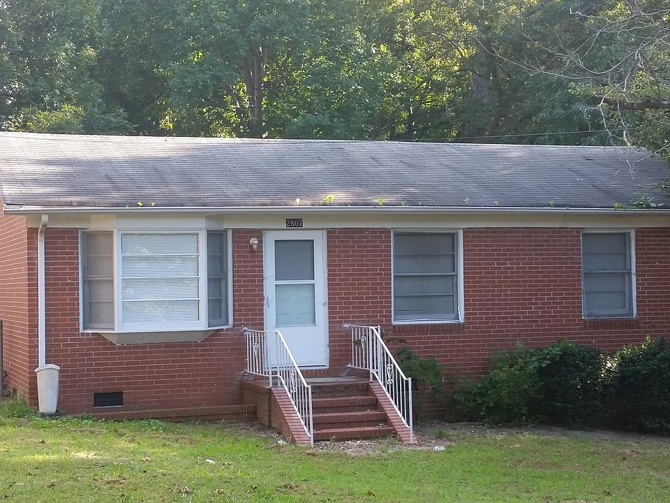 1st image of 2807 Crescent Ln