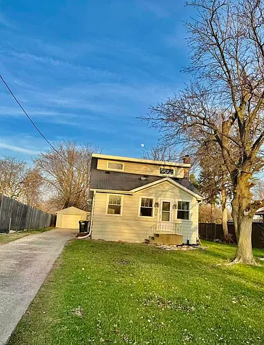 519 N Park St Photo 1