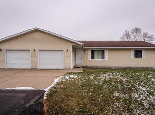 725 N Juno Ave, Marshfield, WI 54449