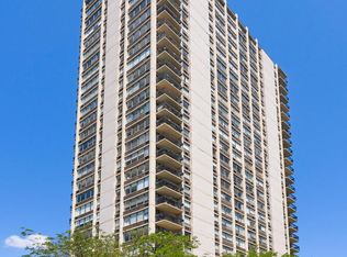 1355 N Sandburg Ter APT 601D, Chicago, IL