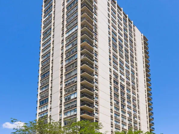 1355 N Sandburg Ter APT 601D, Chicago, IL 60610