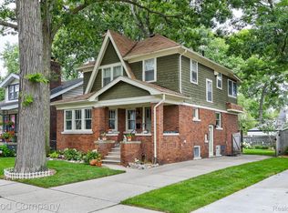 714 W Hazelhurst St, Ferndale, MI 48220