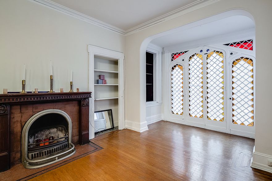 2nd floor living/dining room