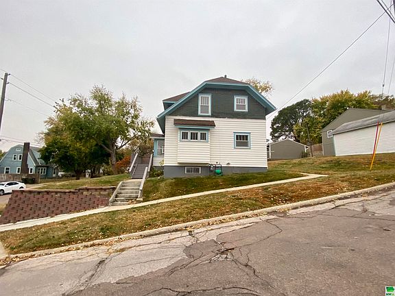 2nd image of 1623 West St