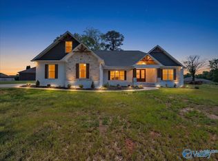253 Bobo Rd, Hazel Green, AL 35750