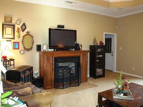 3rd image of 76 Quail Brook Dr