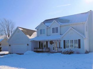 1096 Forest Ct, Rochelle, IL 61068