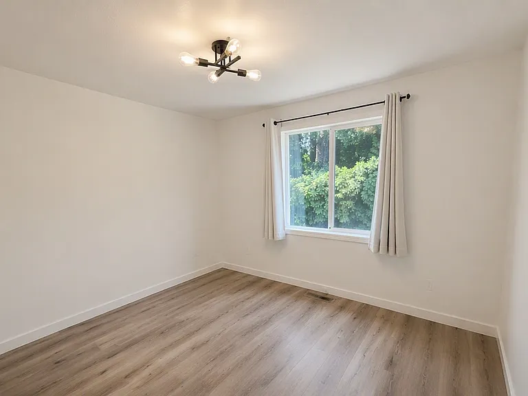 21441 SW Gregory Dr — Photo 9
