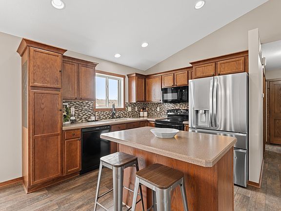 2nd image of 3636 46th Ave NW