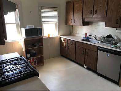 2nd image of 52 Frederick Ave #1