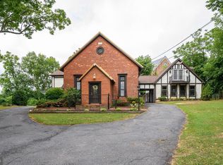 15376 Charles Town Rd, Charles Town, WV 25414