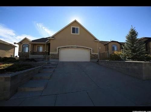 1st image of 5689 Lugano Dr