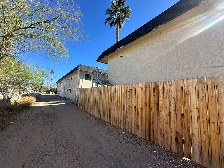4424 Bellevue Newly Renovated Apartments with All Appliances Included! — Photo 17